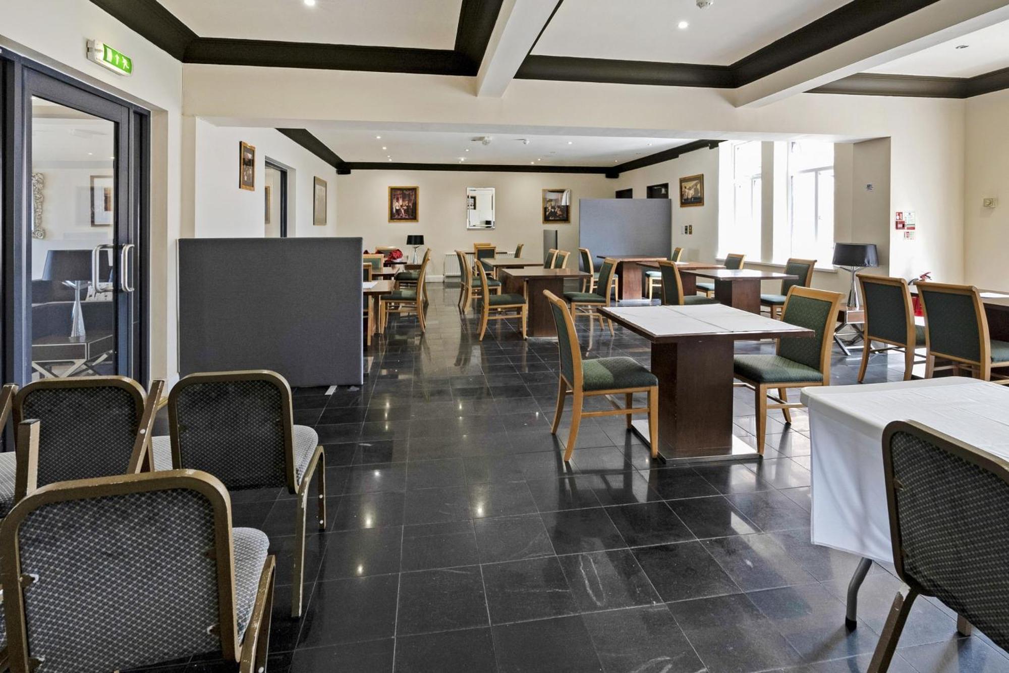 Oyo The Baltimore Hotel Middlesbrough Extérieur photo