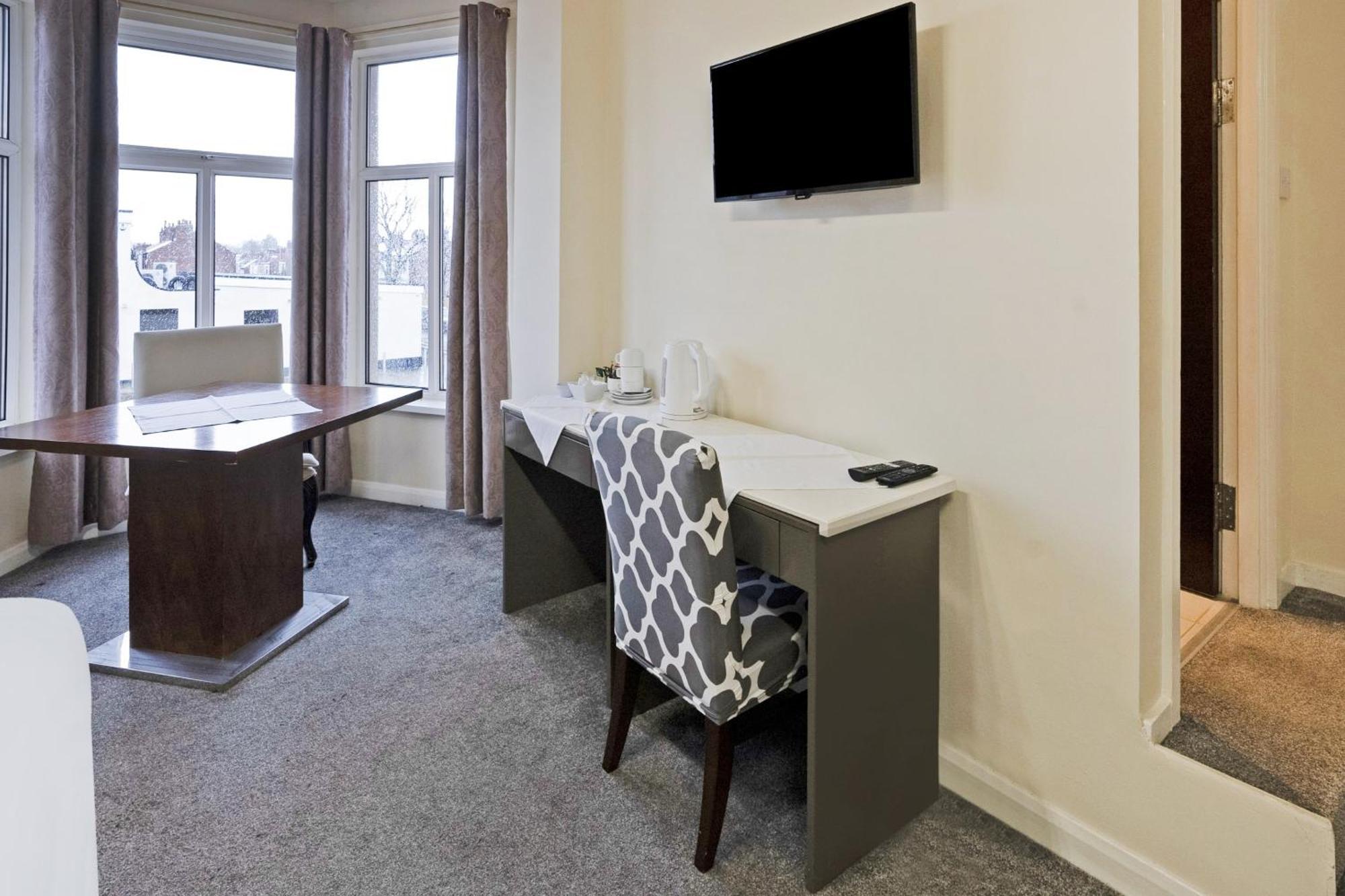 Oyo The Baltimore Hotel Middlesbrough Extérieur photo
