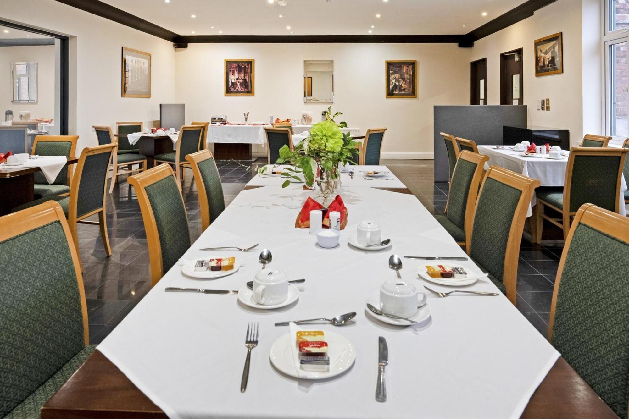 Oyo The Baltimore Hotel Middlesbrough Extérieur photo