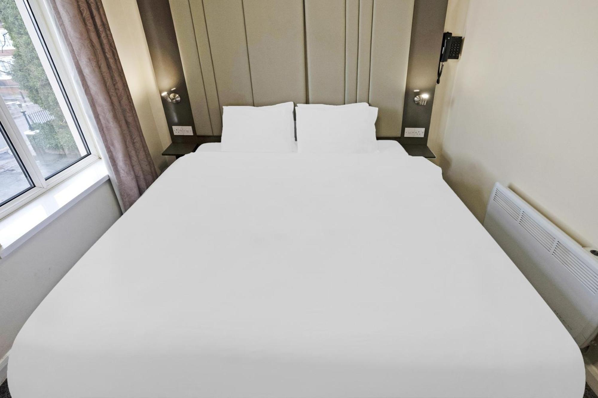 Oyo The Baltimore Hotel Middlesbrough Extérieur photo