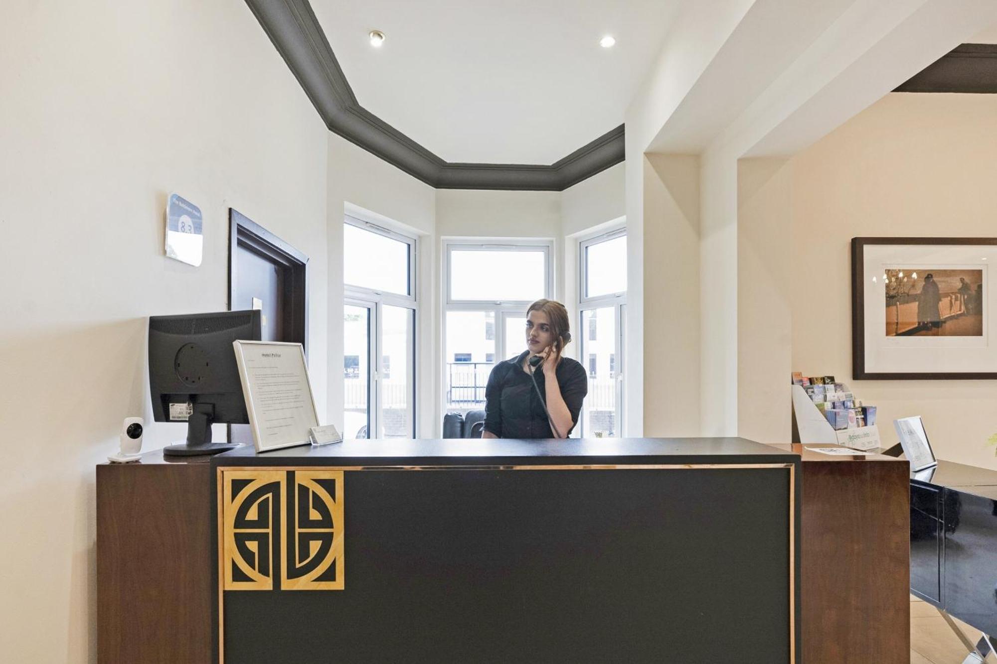 Oyo The Baltimore Hotel Middlesbrough Extérieur photo
