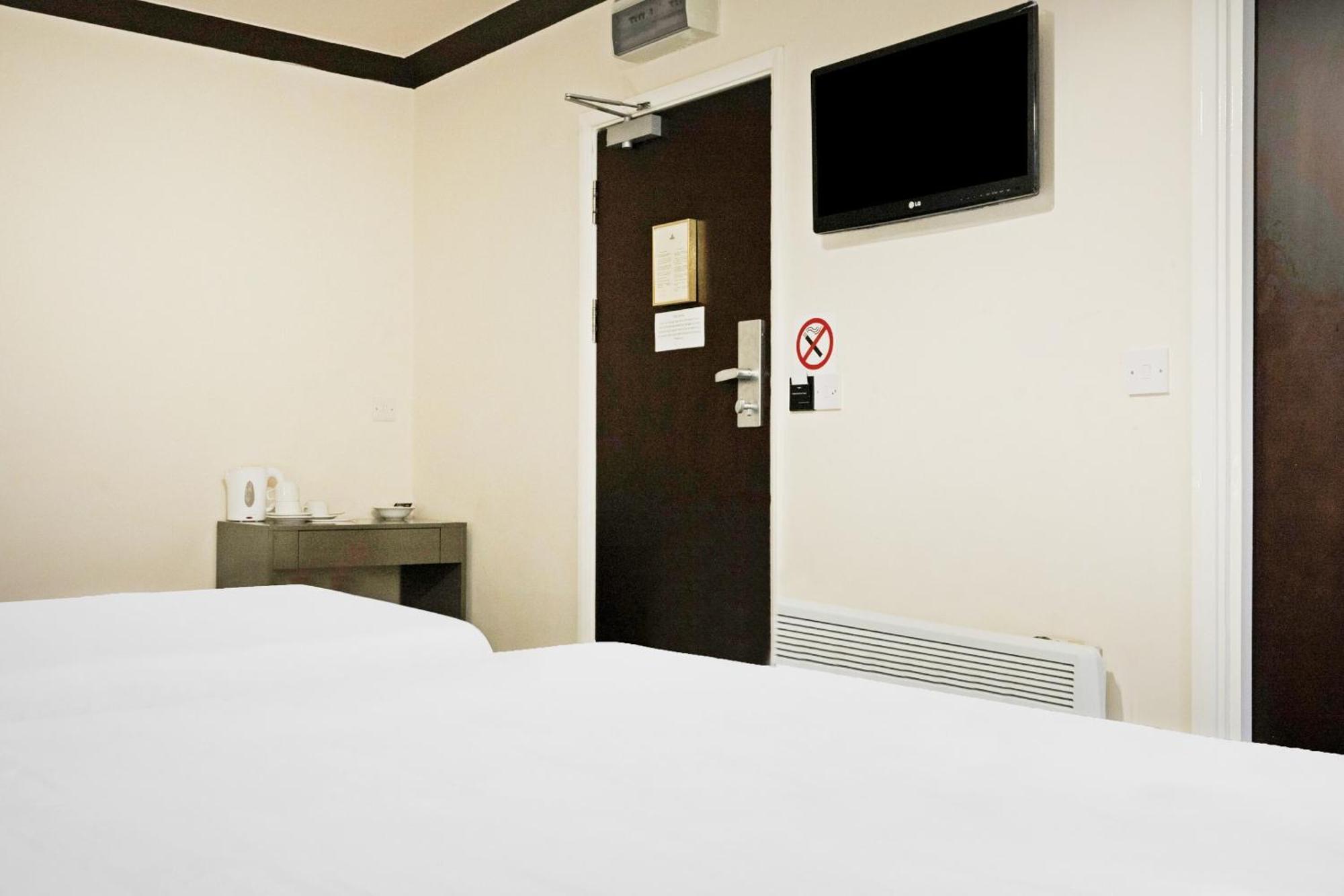 Oyo The Baltimore Hotel Middlesbrough Extérieur photo