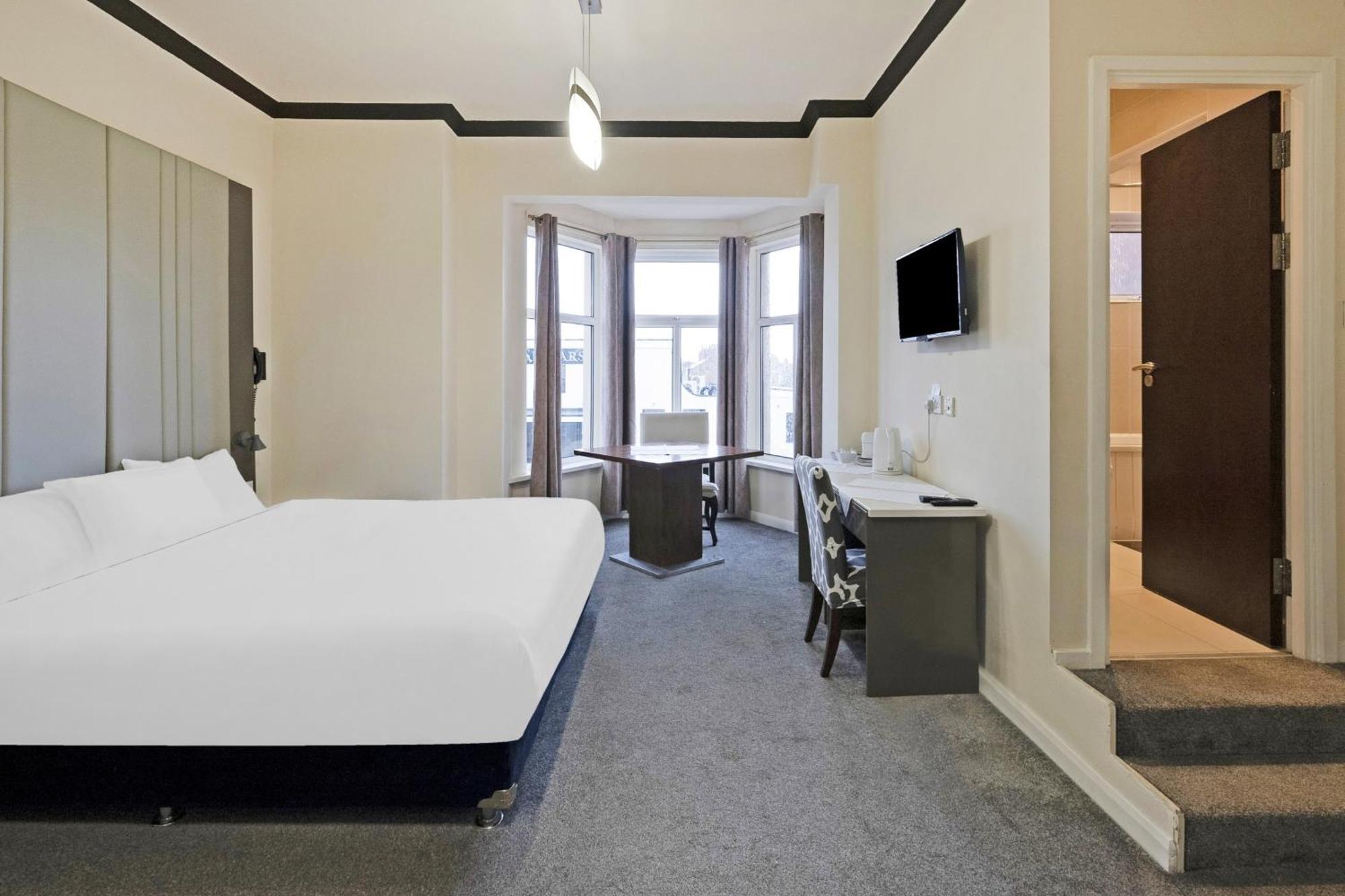 Oyo The Baltimore Hotel Middlesbrough Extérieur photo