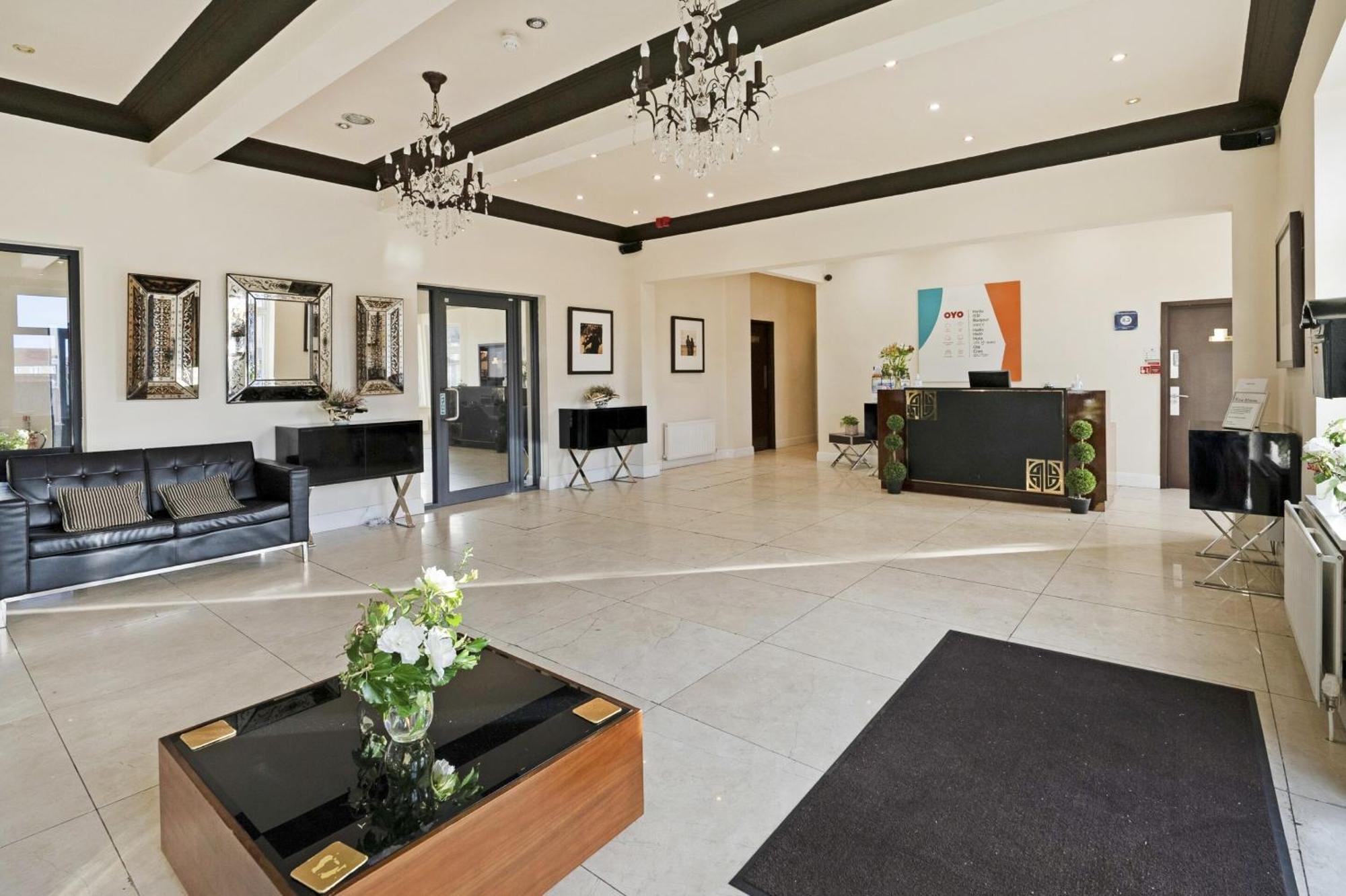 Oyo The Baltimore Hotel Middlesbrough Extérieur photo