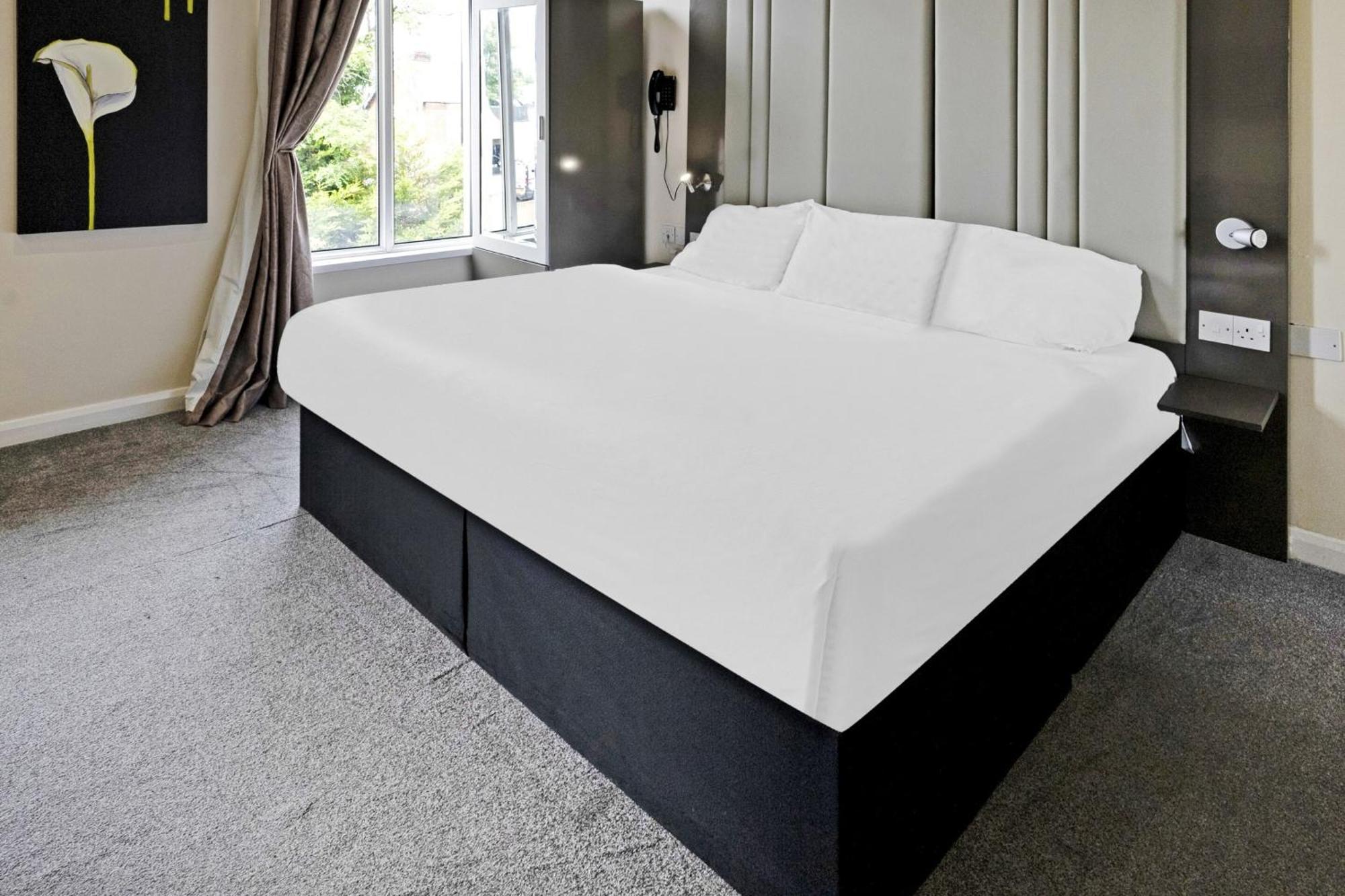 Oyo The Baltimore Hotel Middlesbrough Extérieur photo