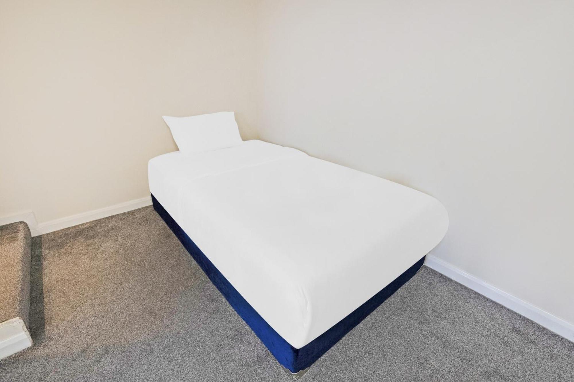 Oyo The Baltimore Hotel Middlesbrough Extérieur photo