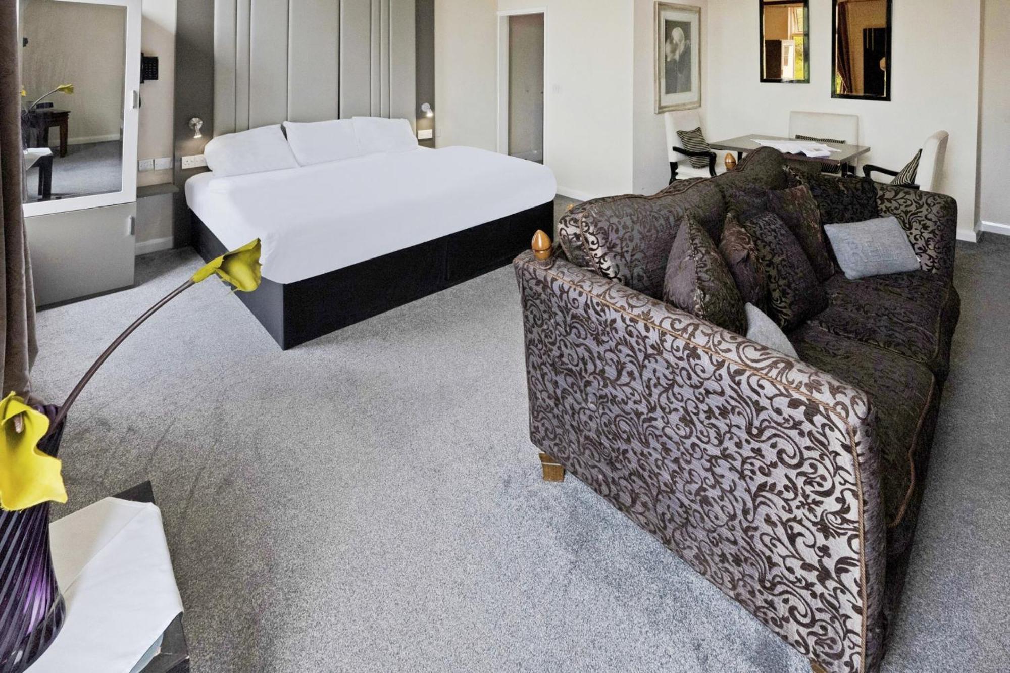 Oyo The Baltimore Hotel Middlesbrough Extérieur photo